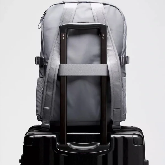 Lululemon New Crew Backpack 22L Updated- Solar Grey